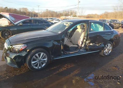2019 Mercedes-Benz C 300 4Matic from USA, damaged, VIN 55SWF8EB4KU318241